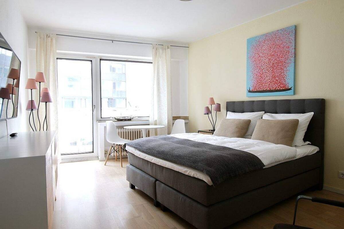 Exklusives Apartment mit Balkon - im Kölner Zentrum – 50676 Köln – Bild 1 von 9