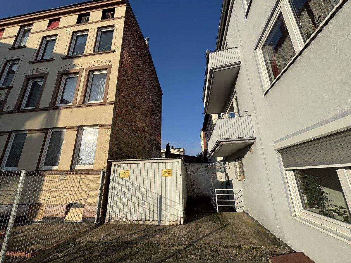 Wohn- und Geschäftshaus mit 2 freien Einheiten in St. Lorenz Süd! – Lübeck – Vorschaubild 2