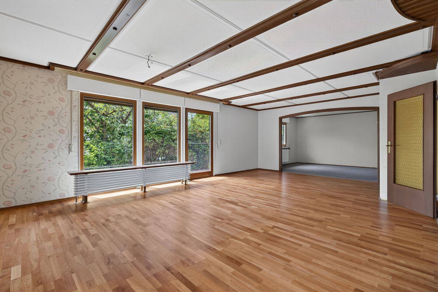 Viel Platz für die Familie: Haus mit Garten und Garage auf Eckgrundstück in Eggenstein – Eggenstein-Leopoldshafen – Vorschaubild 2
