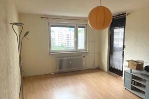 3 ½-Zimmer-Wohnung mit Balkon, Aufzug und Garage! – 70569 Stuttgart – Vorschaubild 4