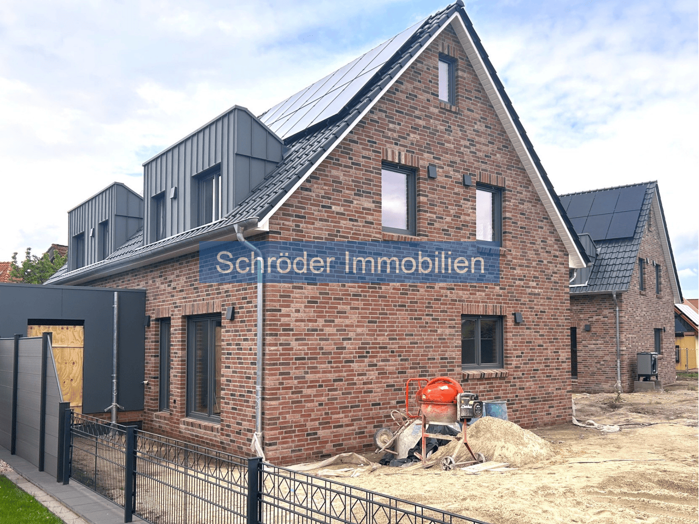 Modernes Wohnen mit Stil - 2 Exklusive Neubau Doppelhaushälften - Erstbezug zum 01.08.2026