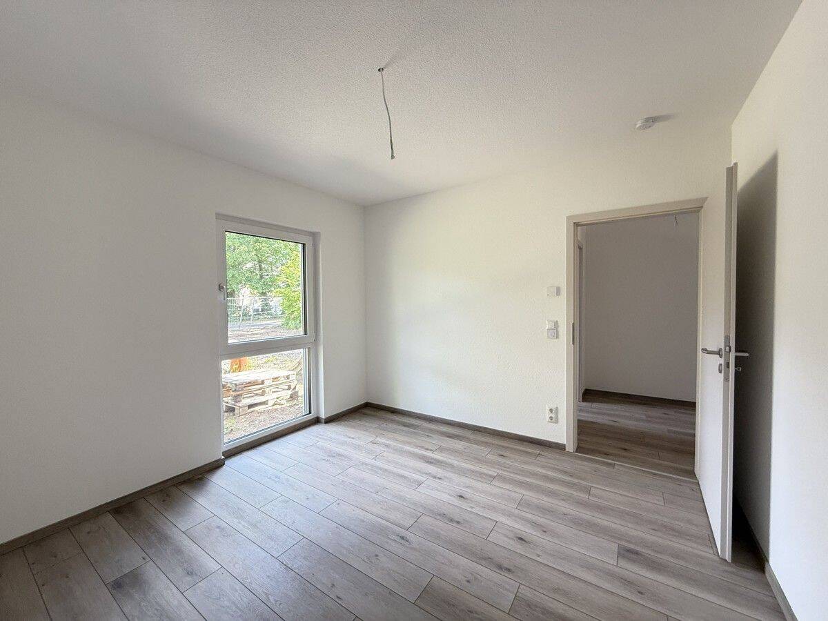 Modernes Zweifamilienhaus in ruhiger Wohnlage ***große Terrasse***EBK***Kfz*** – Wildau – Vorschaubild 6
