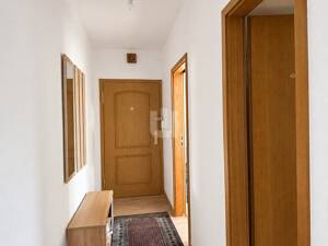WINDISCH IMMOBILIEN - vermietete 2,5-Zimmer-Wohnung am Thomasiusplatz mit sonnigem West-Balkon – 81669 München – Vorschaubild 3
