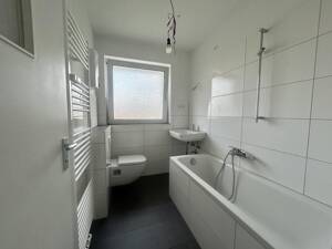 Lichtdurchflutete 3-Zimmer-Wohnung mit Balkon in Leverkusen Opladen – 51379 Leverkusen – Vorschaubild 9