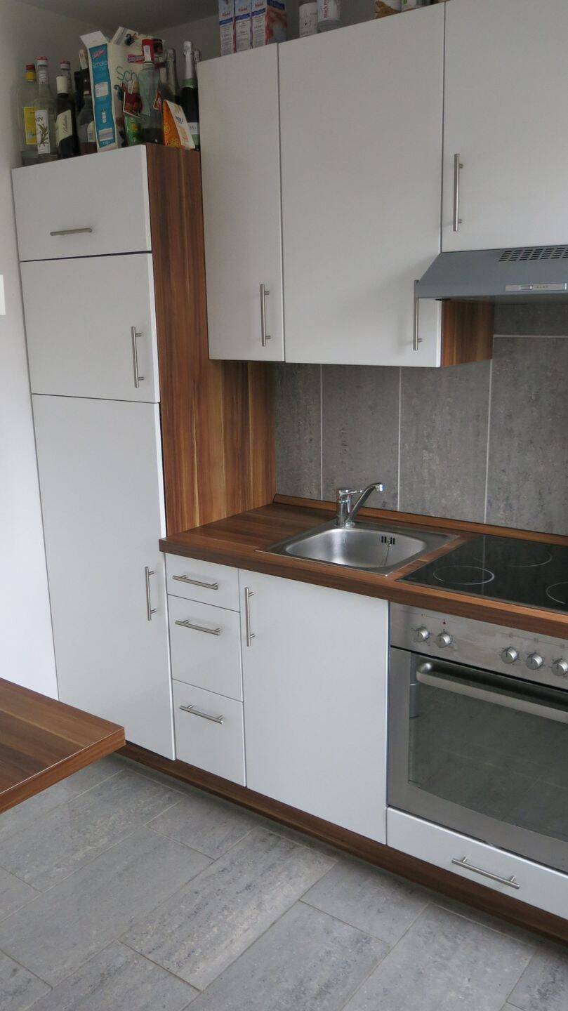 Helle, hochwertig möblierte 1-Zimmer-Wohnung mit Balkon in Bestlage der Mannheimer L-Quadrate – Mannheim – Vorschaubild 4