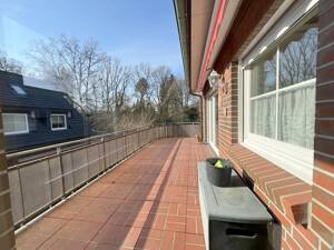 Ruhige Lage - Maisonette-Wohnung mit sonnigem Balkon und Blick ins Grüne – 22395 Hamburg – Vorschaubild 3