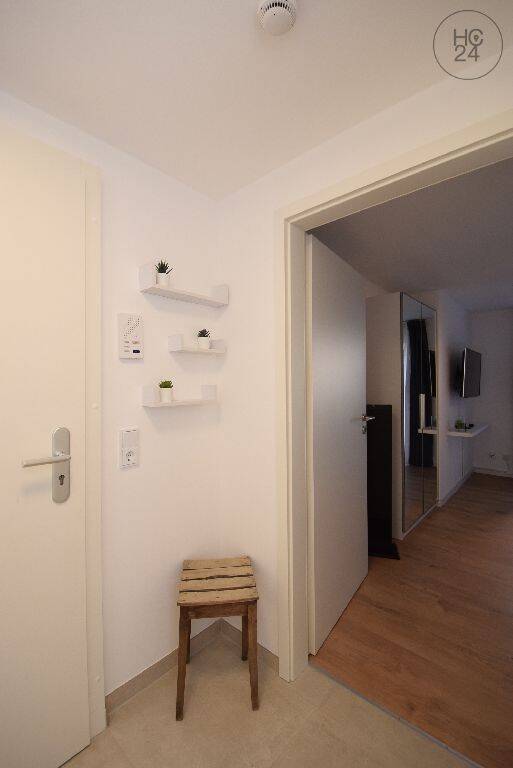 Möbliertes Apartment Nähe Barbarossaplatz – Köln – Vorschaubild 3