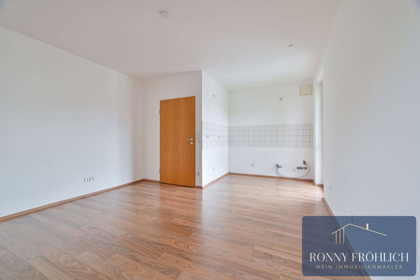 Moderne 2-Raum-Wohnung mit Balkon in zentraler Lage von Chemnitz/Schlosschemnitz – Chemnitz – Vorschaubild 4