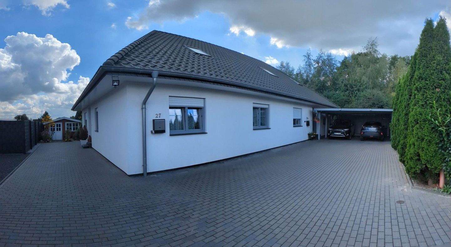 Zweifamilienhaus zum Kauf · provisionsfrei – Lilienthal – Bild 1 von 9