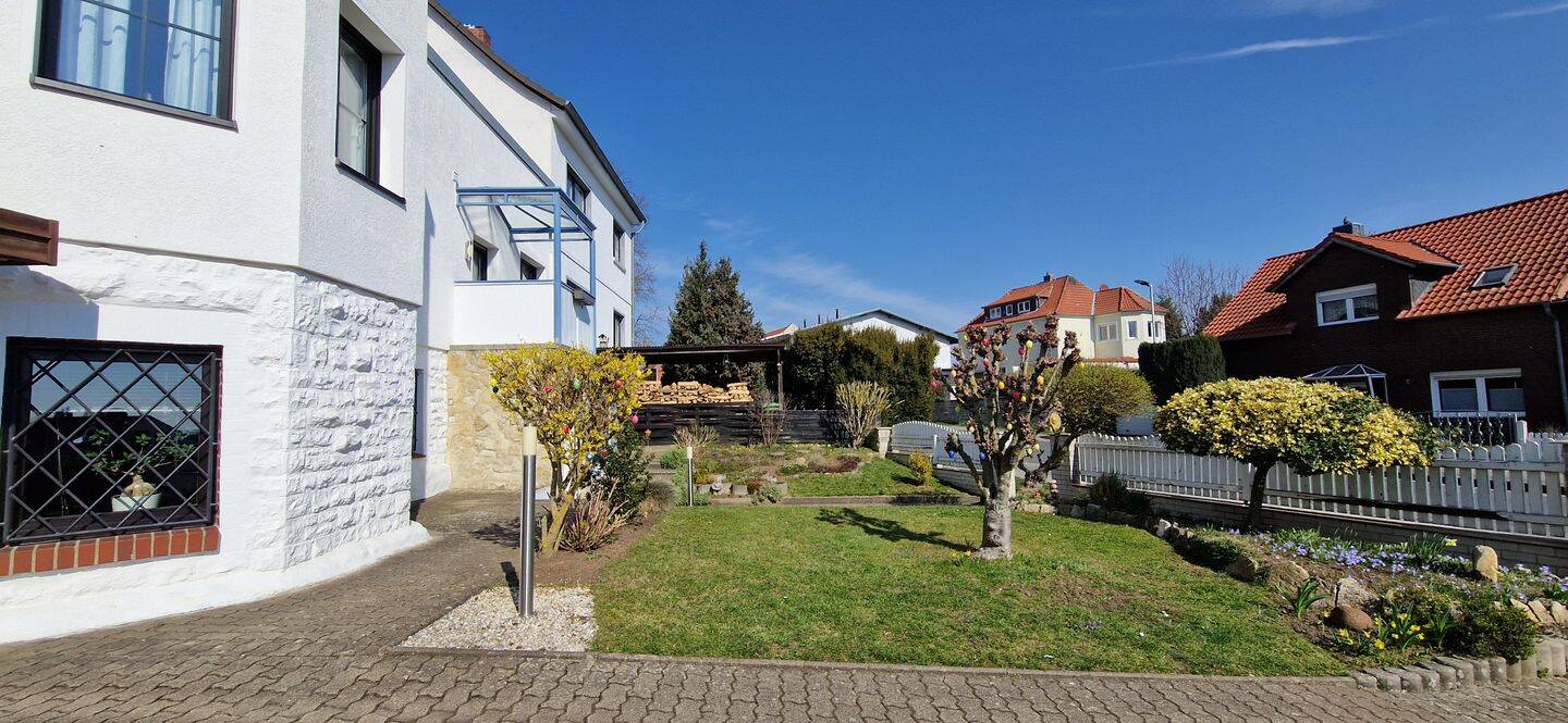 Nicht von der Stange: Ihr eigenes kleines Reich mit Garten & Sonne auf zwei Balkonen – Schöningen – Vorschaubild 2