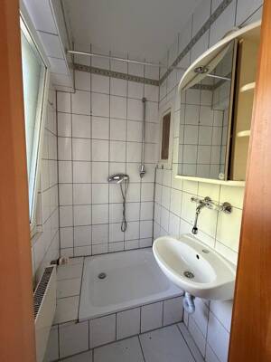 Stuttgart Süd Bestlage - 2-Zimmer-Wohnung mit großem Balkon ins Grüne in Stuttgart-Süd – 70199 Stuttgart – Vorschaubild 8