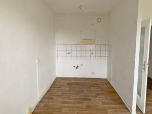 Alles ganz nah - Wohnung mit guter Anbindung zur Infrastruktur – 7629 Hermsdorf – Vorschaubild 3