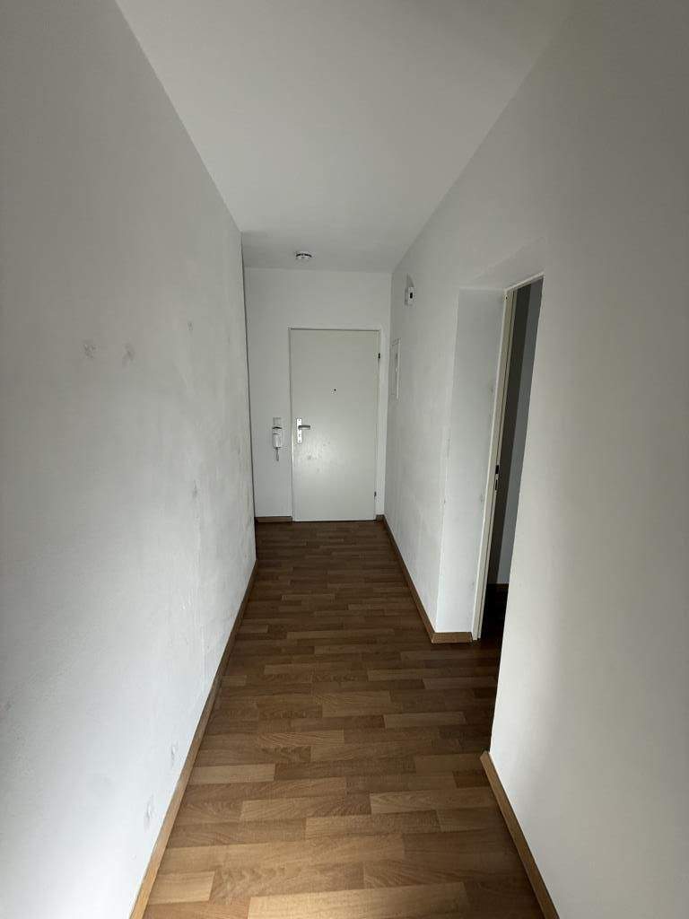 leere 3-Zi. Wohnung in Wiesbaden-Delkenheim – Wiesbaden – Vorschaubild 9