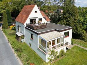 Tolles Grundstück mit über 1.300 m2 und charmanter Immobilie für die ganze Familie -- Bebauungs-Reserve vorhanden! – 28355 Bremen – Vorschaubild 6