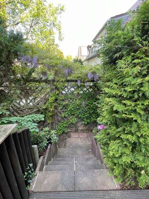 Ein "Haus im Haus" mit Terrasse, eigenem Garten und Tiefgarage.... – 12209 Berlin – Vorschaubild 7