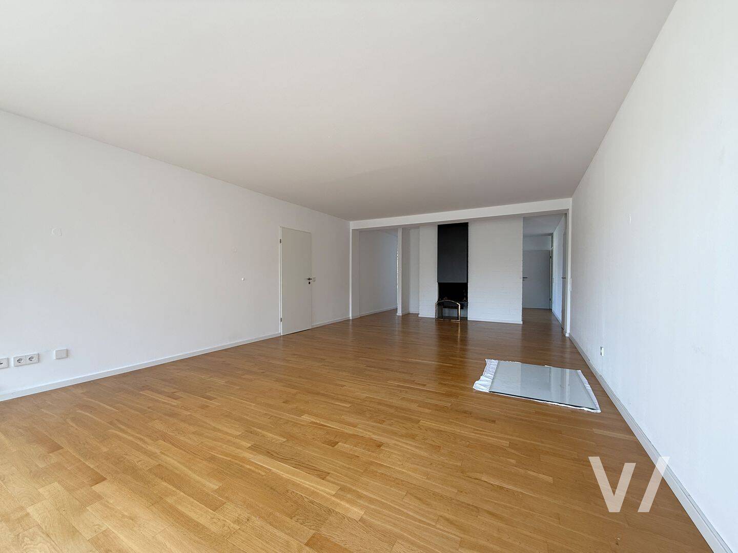 Exklusive 5-Zimmer-Wohnung mit zwei Balkonen in begehrter Lage am Saarbrücker Rotenbühl – Saarbrücken – Vorschaubild 5
