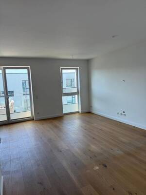 Barrierefreie 4-Zimmer-Endetagenwohnung mit Balkon und Tiefgarage mit Wallbox – 21035 Hamburg – Vorschaubild 7
