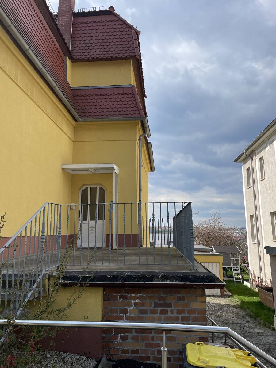 Villa Bürgergarten mit Blick über die Stadt – Naumburg (Saale) – Vorschaubild 2