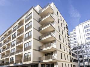 Großzügige 4-Zi. Whg. mit Balkon, hochwertiger EBK, Ankleide & Gäste-WC mit Dusche – 10779 Berlin – Vorschaubild 2