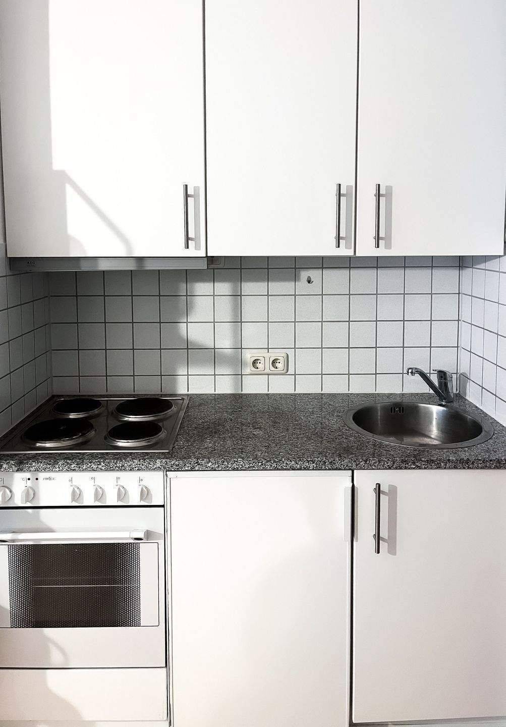 Helle 1 Zimmer DG Wohnung – München – Vorschaubild 3