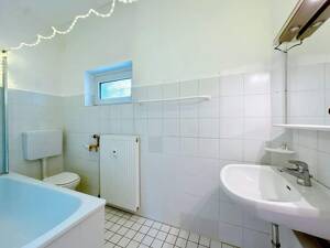 Charmante Erdgeschosswohnung mit kleinem Wintergarten und eigenem Gartenteil – 33647 Bielefeld – Vorschaubild 7