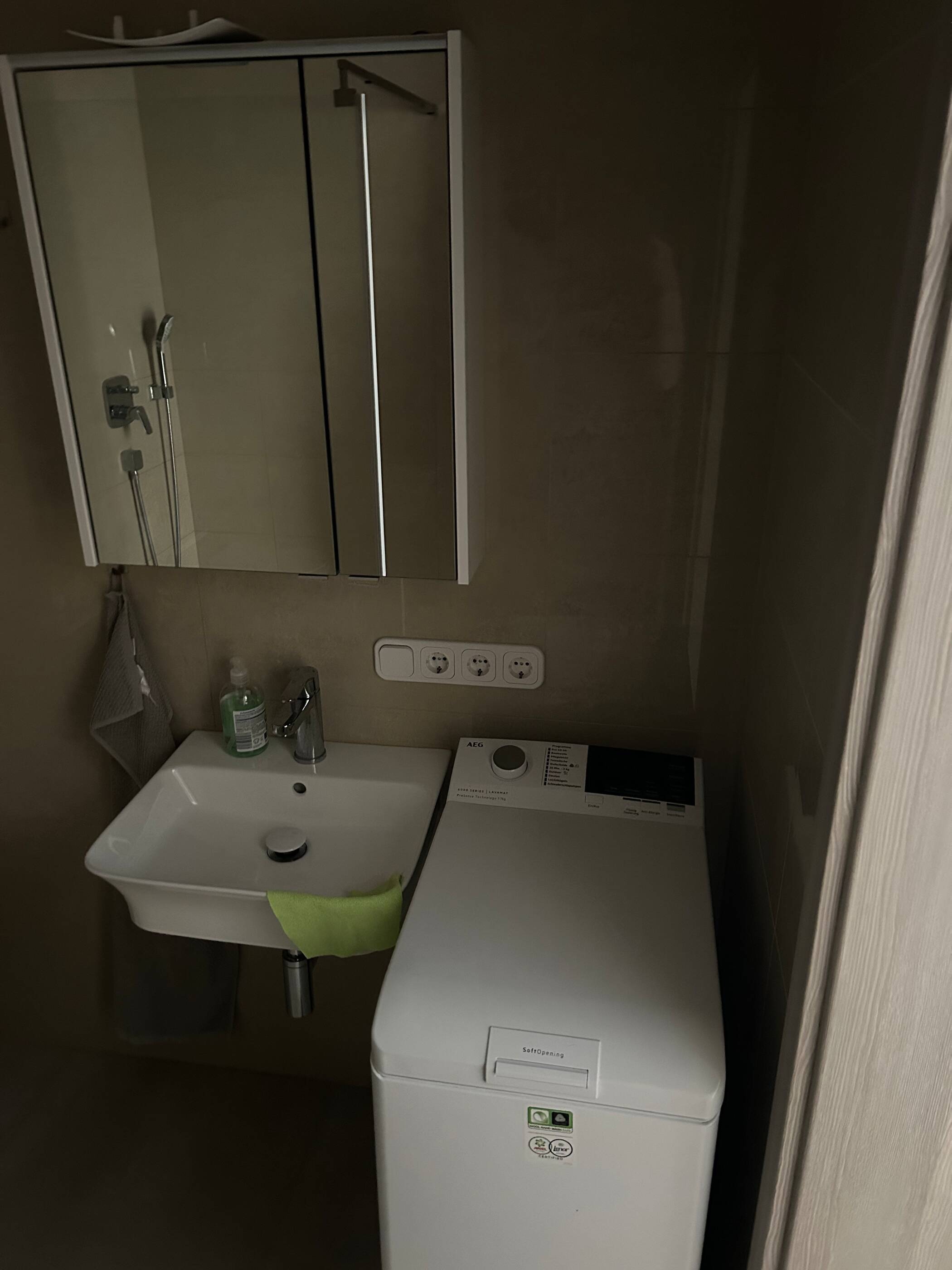 Schöne renovierte 2-Zimmer Wohnung (48qm) mit Balkon und EBK – Pforzheim – Vorschaubild 8