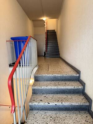 Sehr gepflegtes Mehrfamilienhaus mit Potenzial! Gute zentrale Lage in Krefeld, nahe der Innenstadt – 47799 Krefeld – Vorschaubild 5