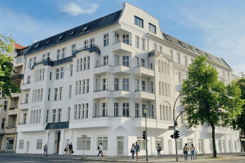 Altbauromantik am Lietzensee - renoviertes Stuckparadies