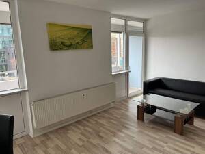 Möbliertes 1 Zi.-Appartement mit Balkon über die komplette Breite der Wohnung - Außenstellplatz oder TG-Stellplatz optional – 90762 Fürth – Vorschaubild 4