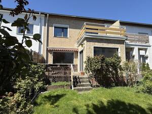 Ruhig gelegenes Reihenhaus nahe Hufeisensiedlung mit Garten und Dachterrasse in Berlin Britz