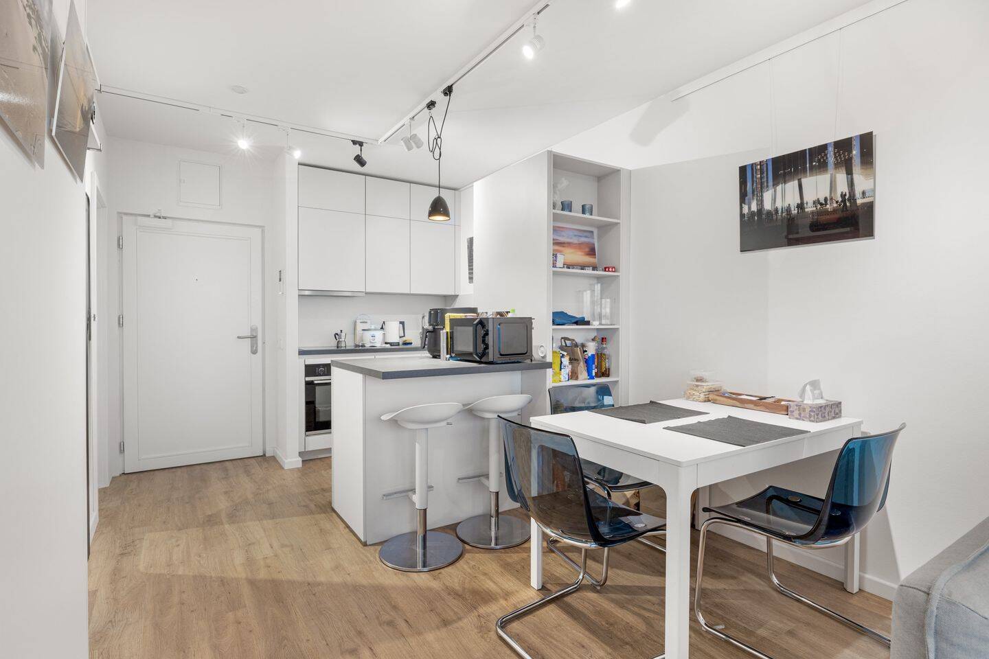 Wohnung mit Flair in Hamburgs Stadtzentrum im Mundsburg-Tower – Hamburg – Vorschaubild 6