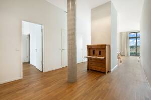 Urbaner Loft-Charakter am Wasser - architekturpreisgekröntes Wohnen im Osthafen – 60314 Frankfurt am Main – Vorschaubild 2