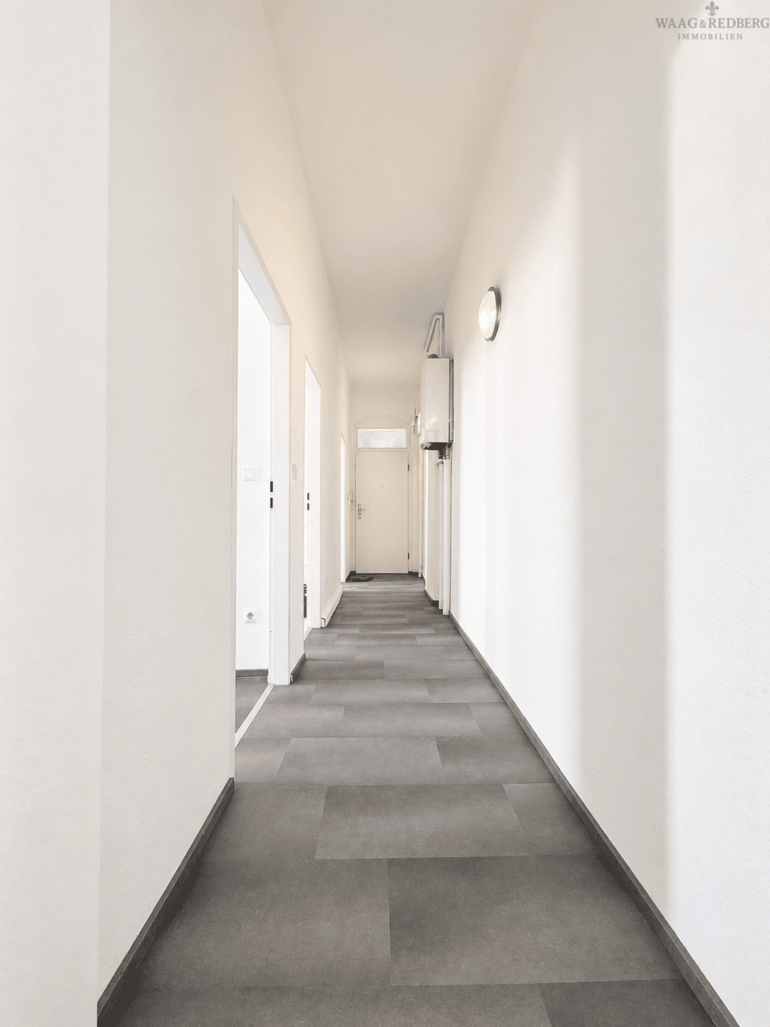 Lichtdurchflutete und renovierte 3-Zimmer-Altbauwohnung in zentraler Lage der Fürther Südstadt – Fürth – Vorschaubild 9
