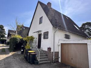 Familienfreundliches Zuhause mit viel Platz in Berlin Rudow (nahe U-Bahn) – 12355 Berlin – Vorschaubild 2