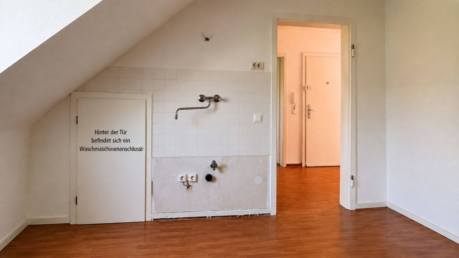 Dachgeschosswohnung in 50668 Köln mit 42 m² kaufen