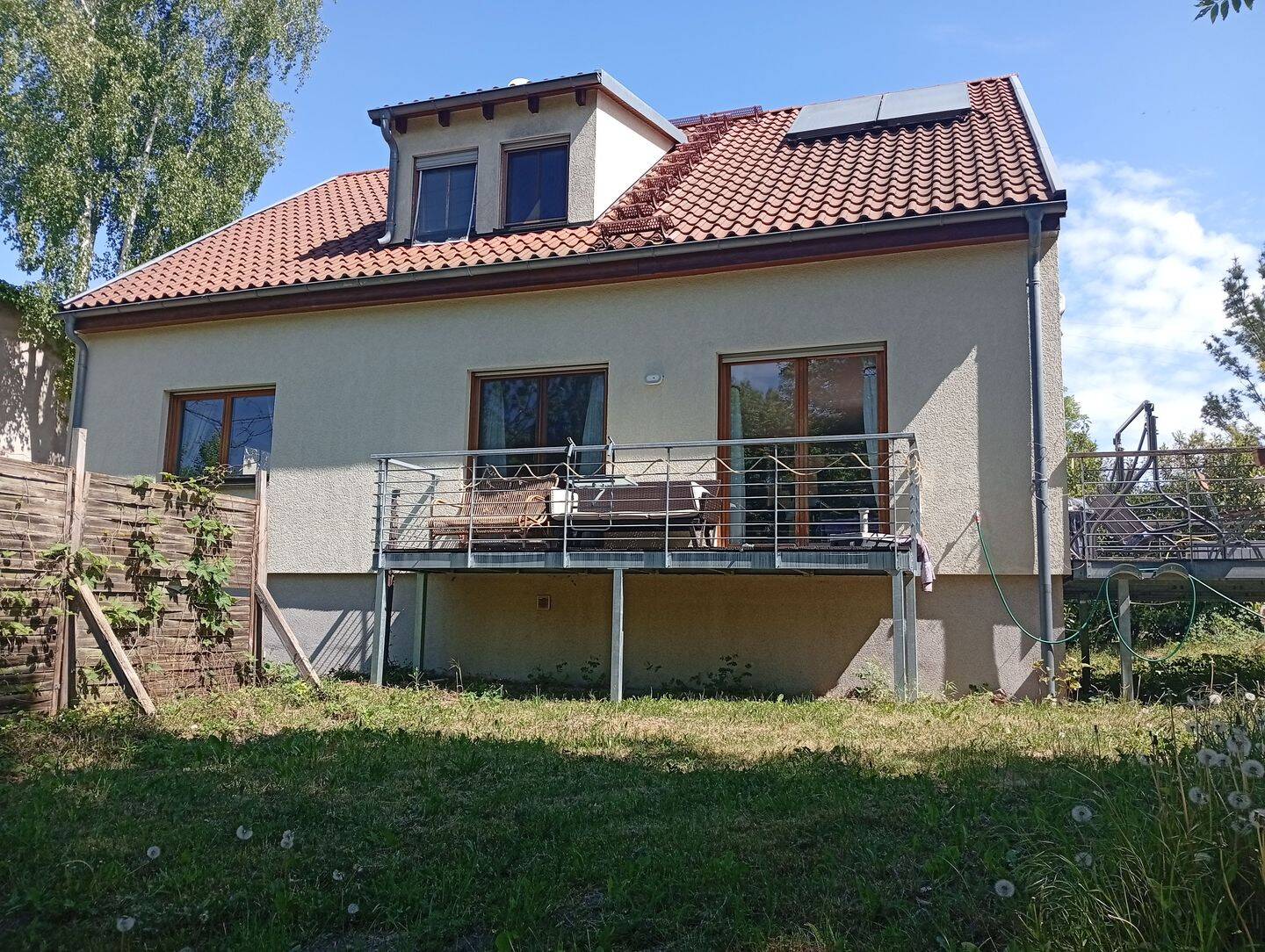 Unverbaubarer Gartenblick mit großem Haus/Mehrfamilienhaus in Berlin – Berlin – Vorschaubild 6