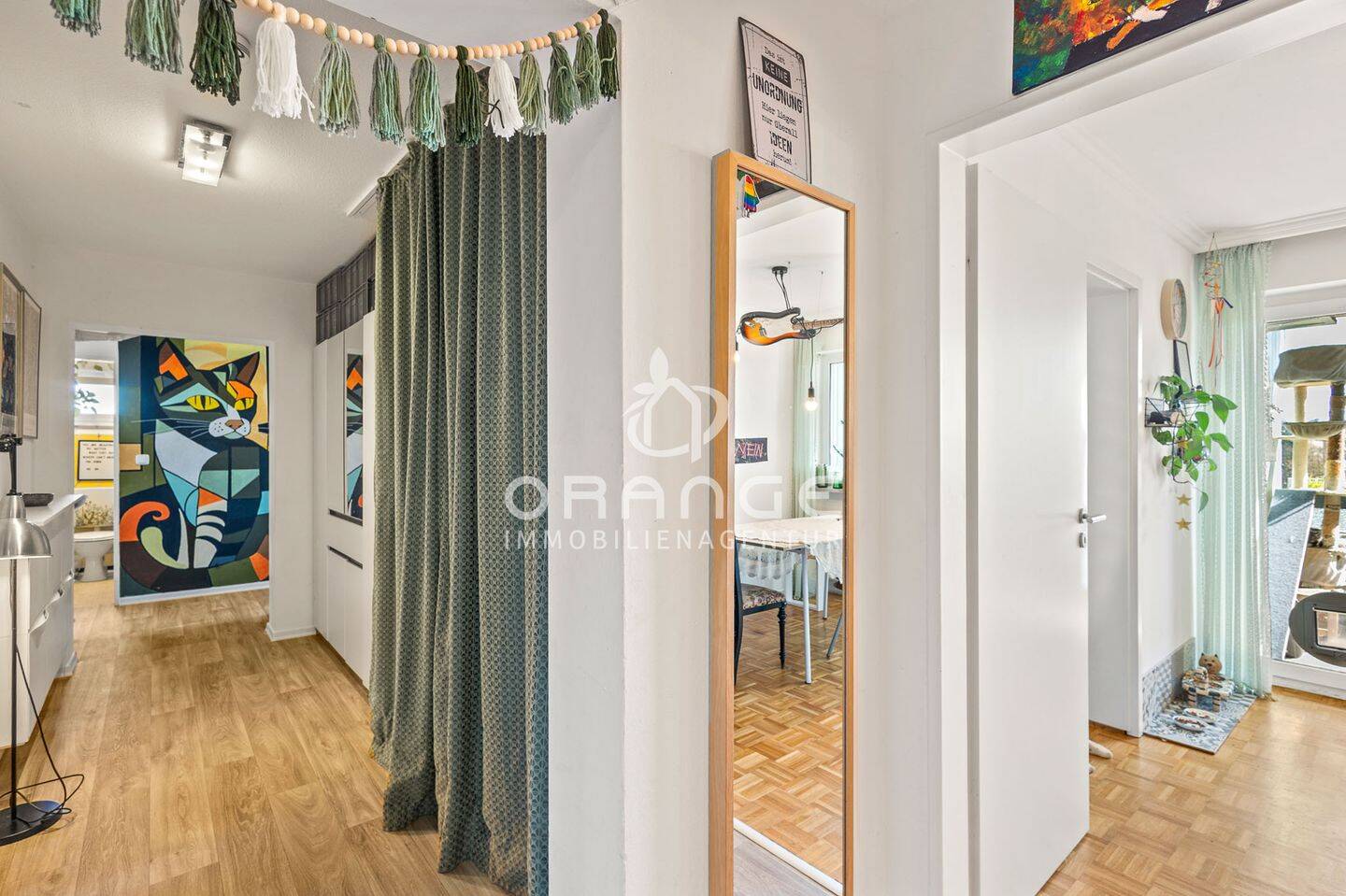 ***Großzügige 4,5-Zimmer-Wohnung mit Westbalkon*** – Regensburg – Vorschaubild 2
