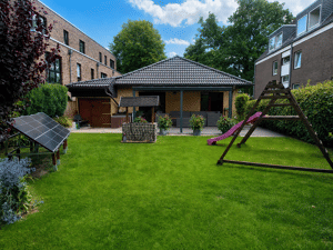 Gepflegter Bungalow auf großem Grundstück – ideal zum Einziehen oder für Mehrfamilienhaus-Neubau – 22043 Hamburg – Vorschaubild 2