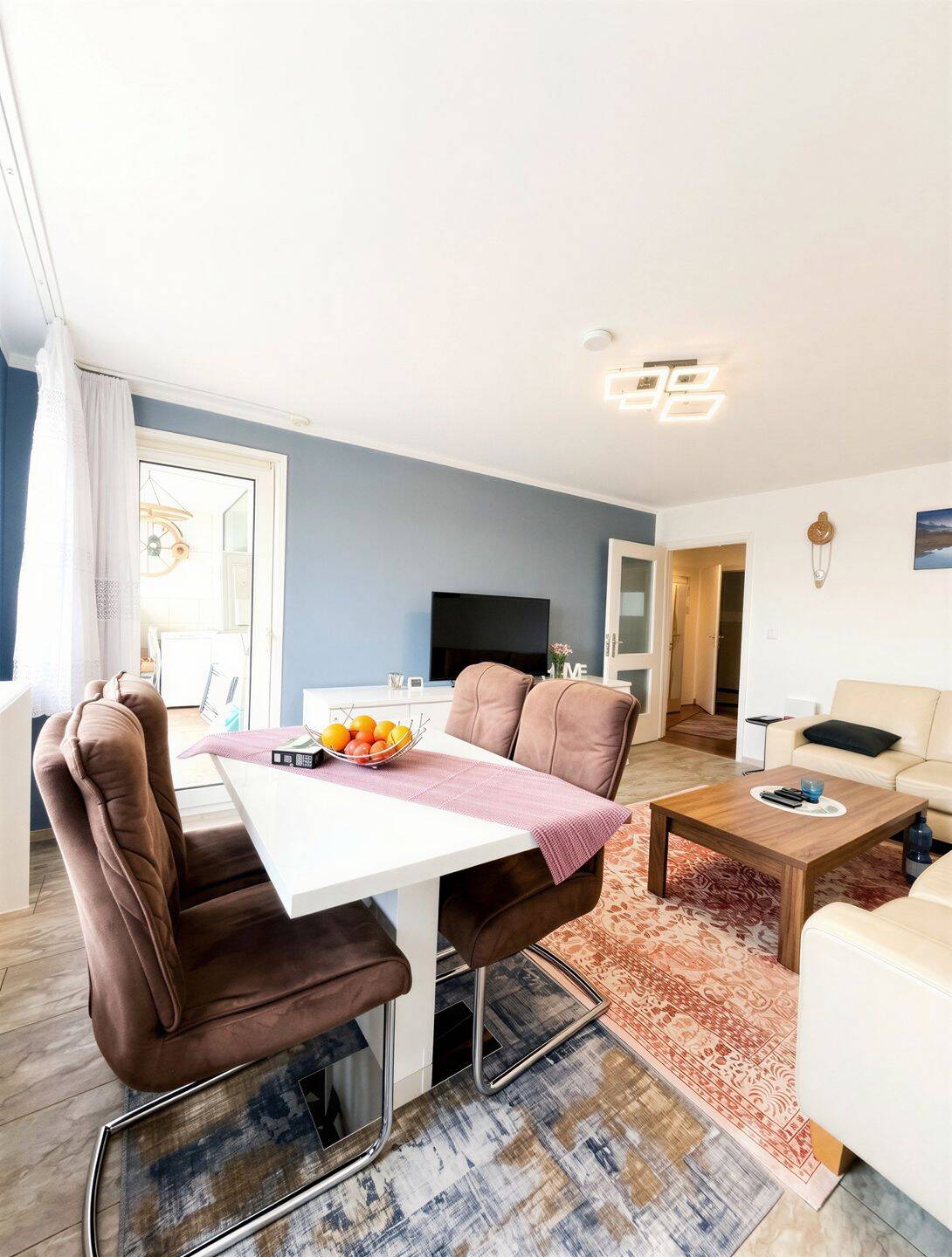 KENSIONGTON - Licht. Weite. Skyline. - Moderne 2-Zimmer-Wohnung mit sonniger Loggia nahe BMW – München – Vorschaubild 3