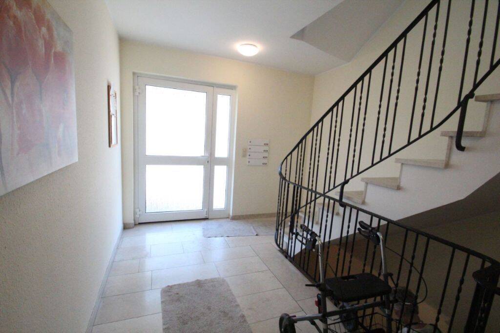 Solides Mehrfamilienhaus zur Kapitalanlage in Buschdorf – Bonn – Vorschaubild 3