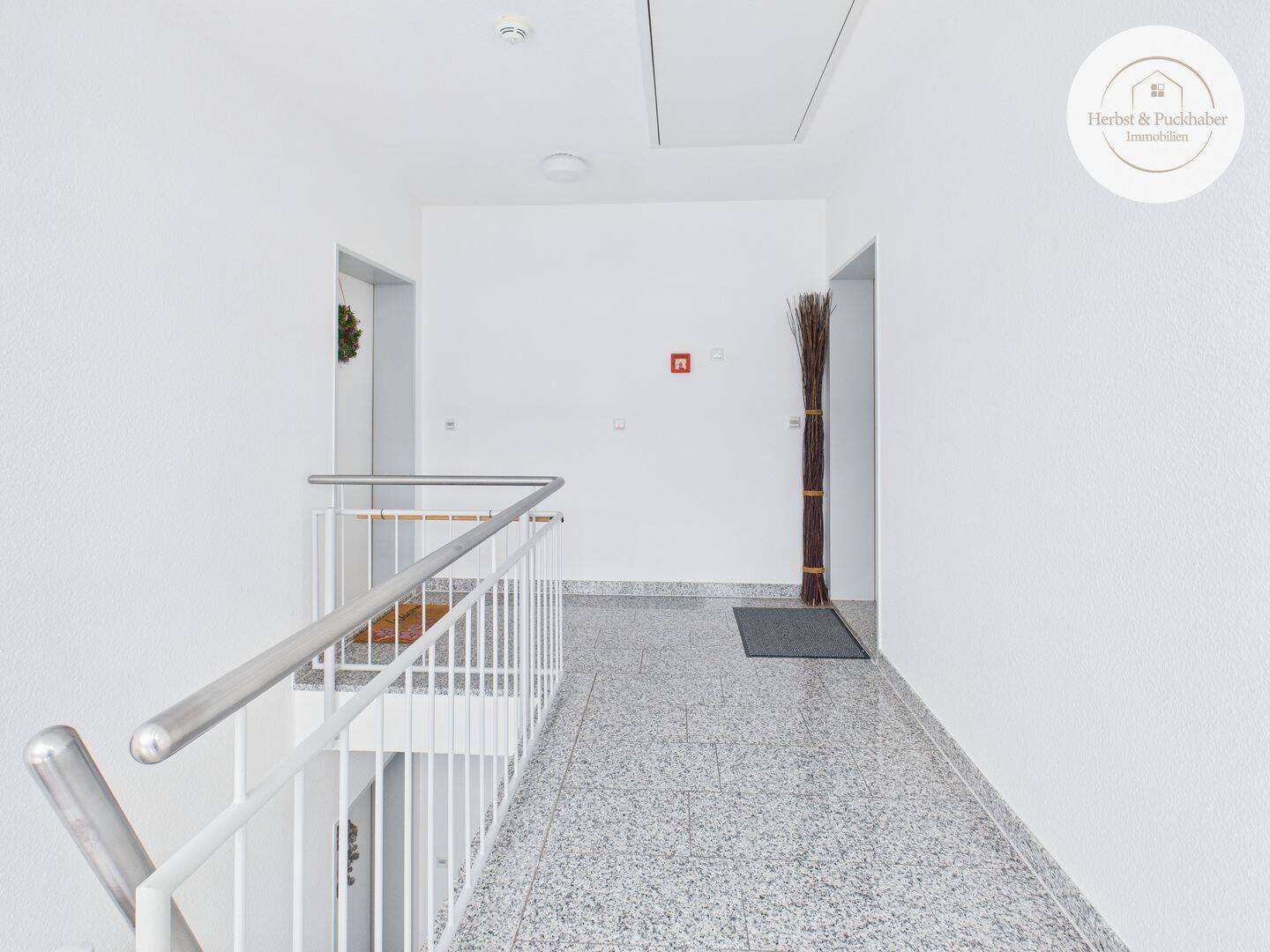 Ein Zuhause mit Charakter - großzügige Maisonette für anspruchsvolles Wohnen – Bremen – Vorschaubild 3