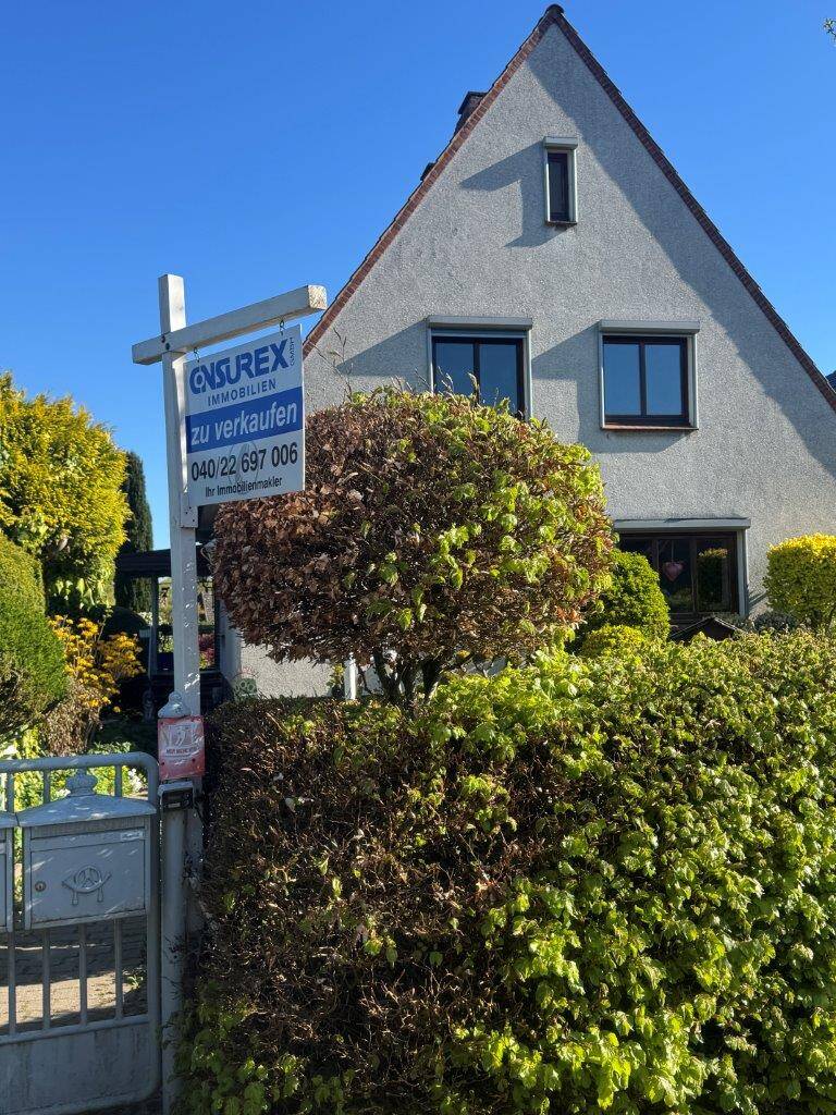 Traumhaftes Grundstück mit EFH & Einliegerwohnung
