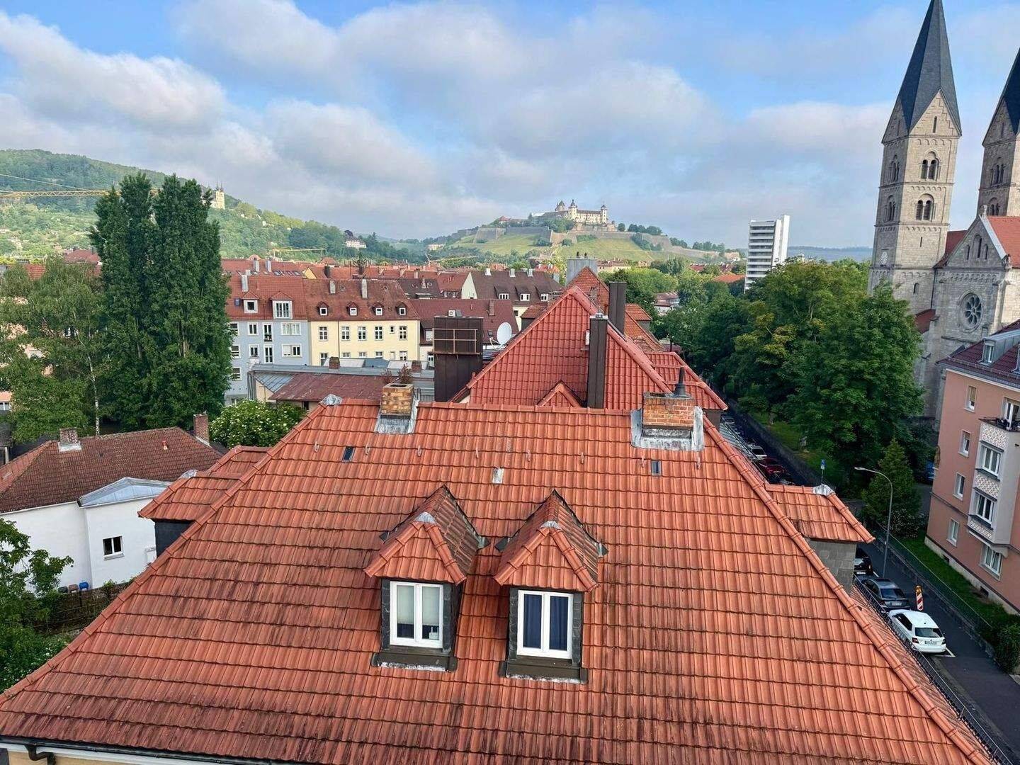 Gemütliche 1 Zimmer Wohnung mit Blick auf die Festung – Würzburg – Vorschaubild 3