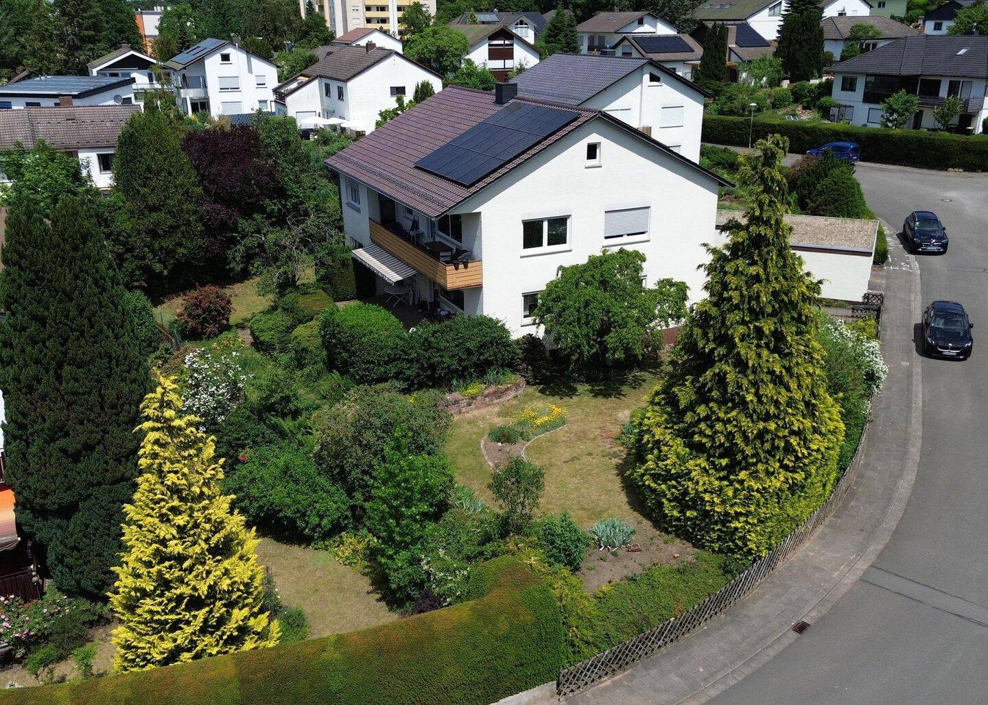 KL- Betzenberg: Moderne Eigentumswohnung mit 4 Zimmern, Küche, 2 Bädern, PV-Anlage, Garten u. Balkon – Kaiserslautern – Vorschaubild 8