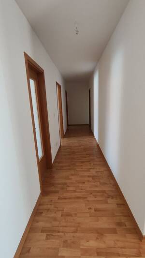 Großzügige 3-Zimmer-Wohnung mit Balkon in Erfurt-Zentrum – Augustinerstraße 28, 99084 Erfurt – Vorschaubild 8