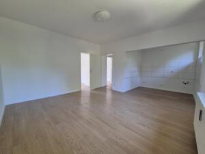Nicht lange zögern anfragen! /Don't hesitate get in touch! – 47169 Duisburg – Vorschaubild 5