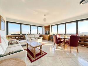 Urbanes Wohnen mit Panoramablick: Gepflegtes Südwest-Apartment im sanierten Denkmal-Tower – 22083 Hamburg – Vorschaubild 2