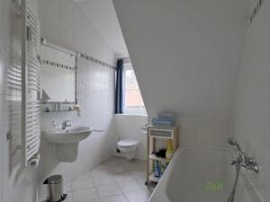 (EF0975_M) Erfurt: Altstadt, ruhiges City-Apartment nahe dem Wenigemarkt, PKW-Stellplatz im Innenhof und WLAN – 99084 Erfurt – Vorschaubild 8