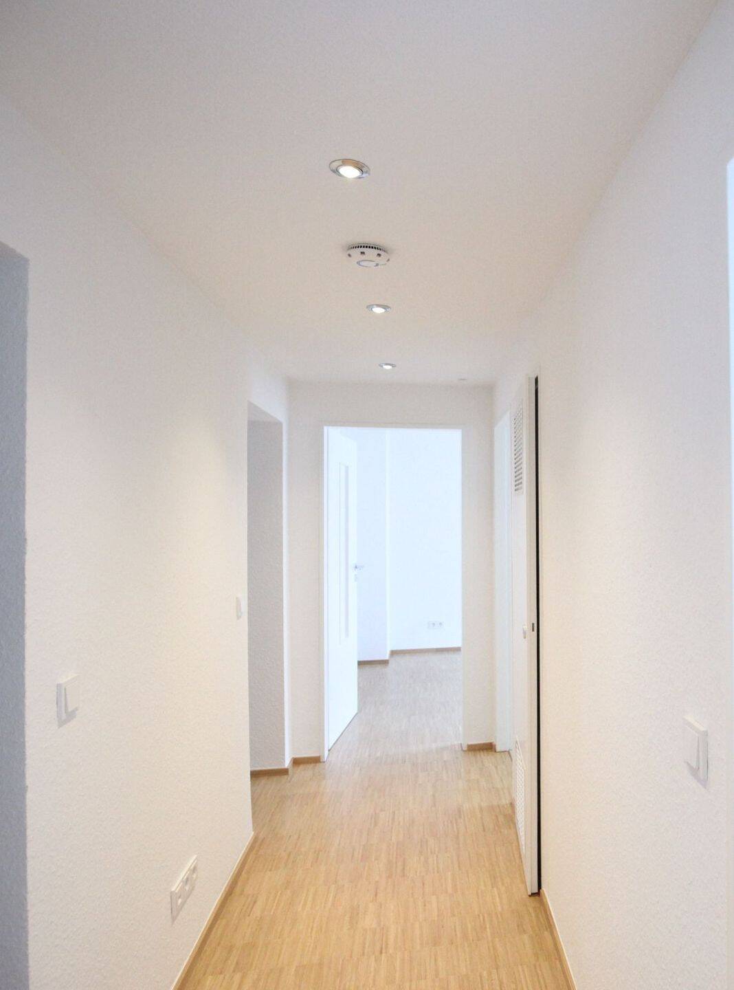 Stilvoll modernisierte 3-Zimmer-Wohnung mit 2 Balkonen – Mannheim – Vorschaubild 5