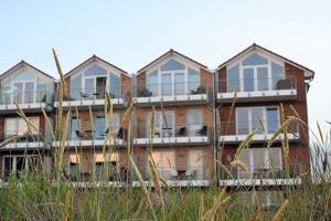 1. Reihe – direkt am Strand & der Ostsee – Ihre Ferienwohnung – 24321 Hohwacht – Vorschaubild 2